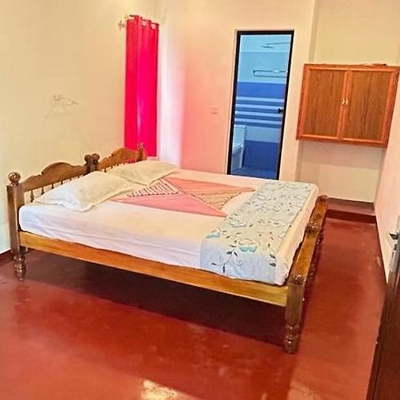 Marari Sabari Home Stay Марарікулем Екстер'єр фото