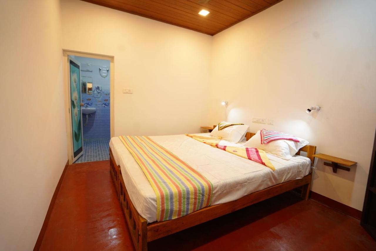 Marari Sabari Home Stay Марарікулем Номер фото